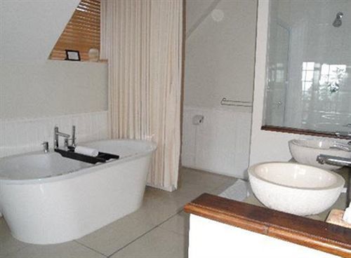 Rutland Lodge เคปทาวน์ ภายนอก รูปภาพ